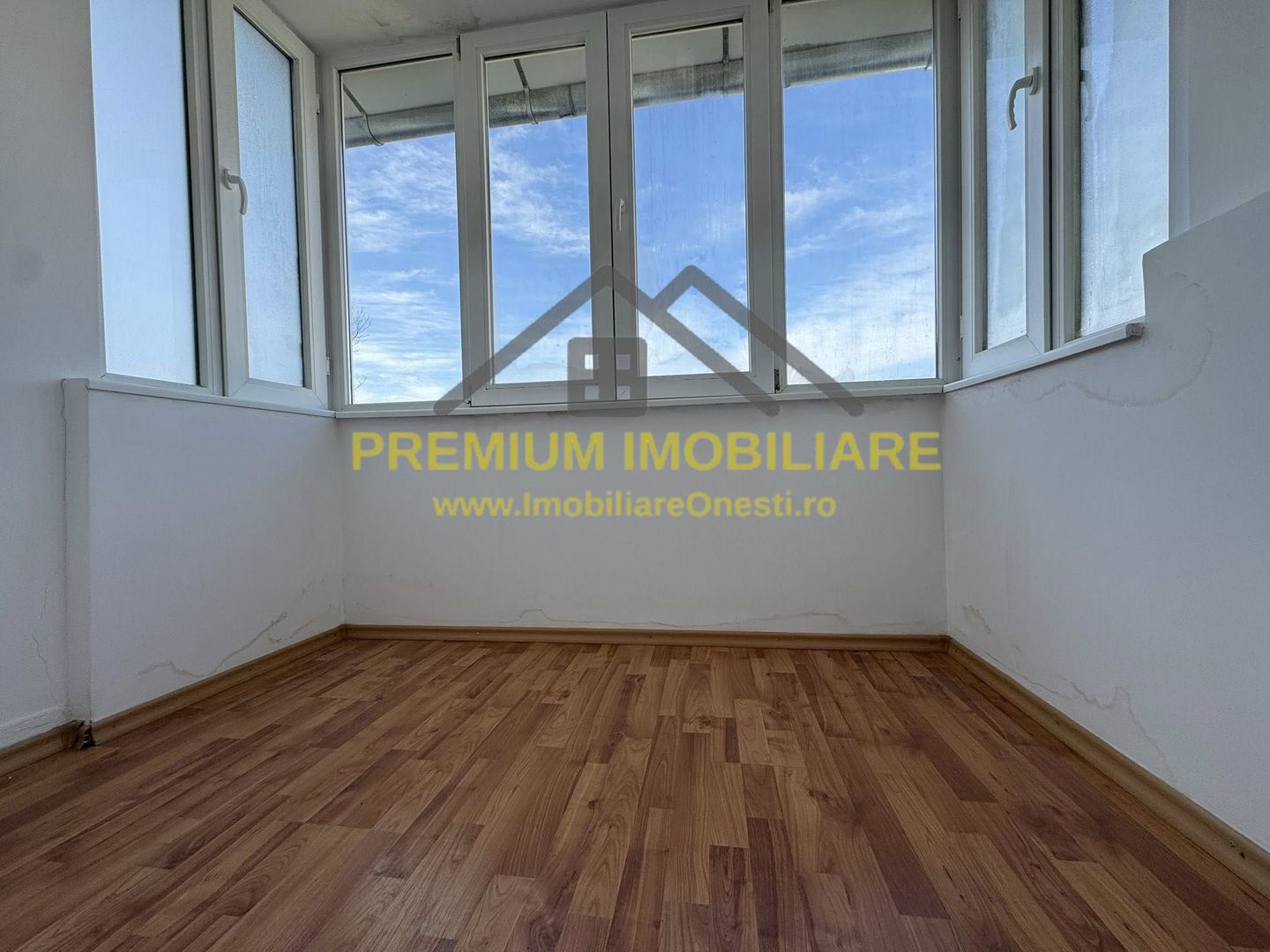 Apartament 3 Camere - Zona centrala - Poză 4