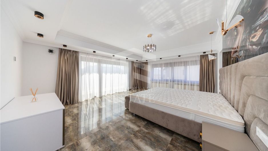 Sacele-Casa 6 dormitoare + 4 bai teren 979 mp. - Poză 28