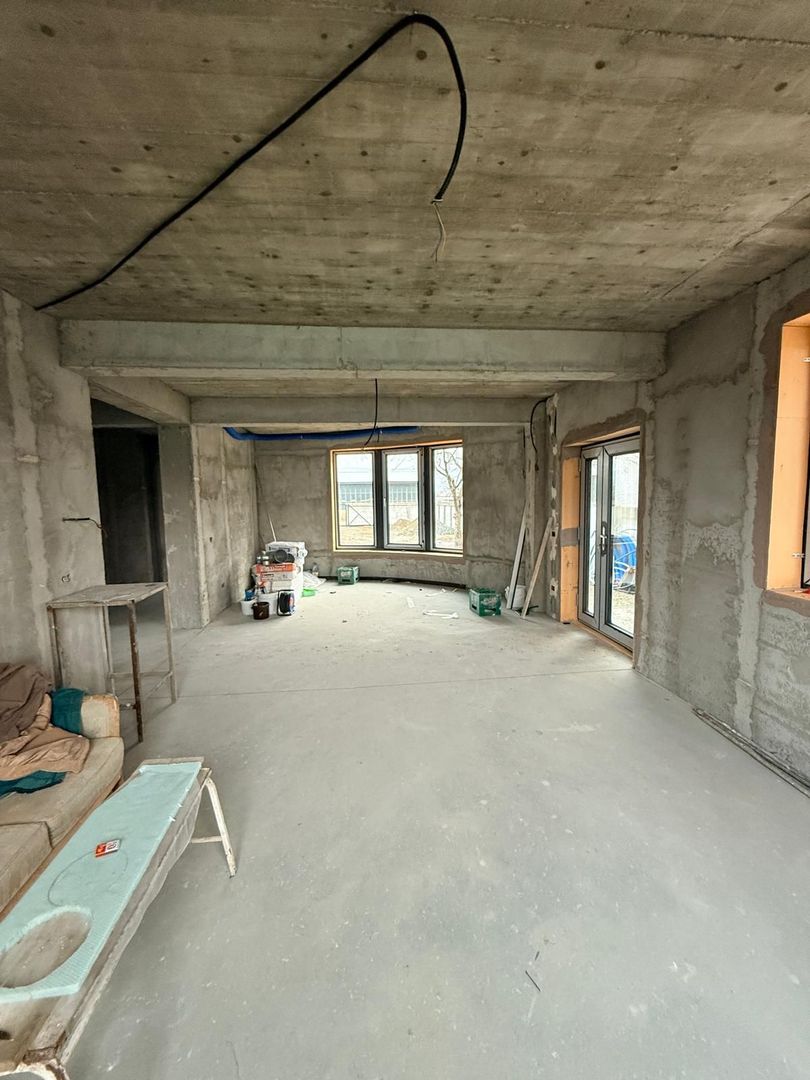 DE VÂNZARE sau SCHIMB - Vilă P+M semifinisată, zona Moara Grecilor; - Poză 3