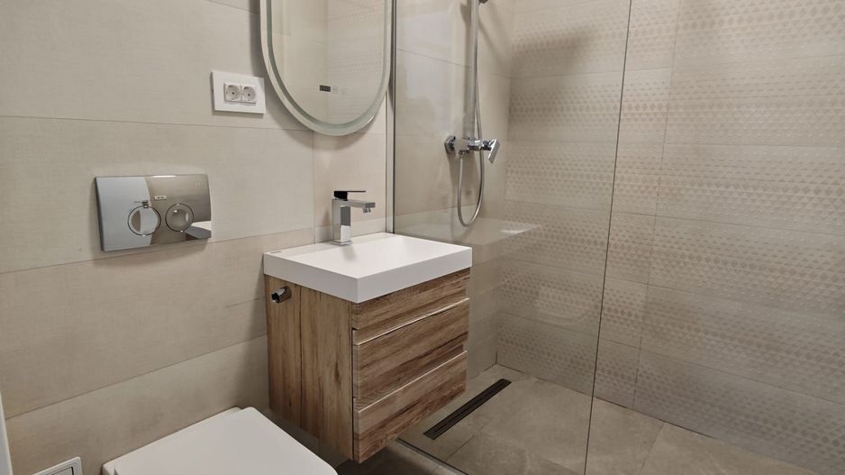 Apartament 2 camere Decebal prima inchiriere totul nou - Poză 13