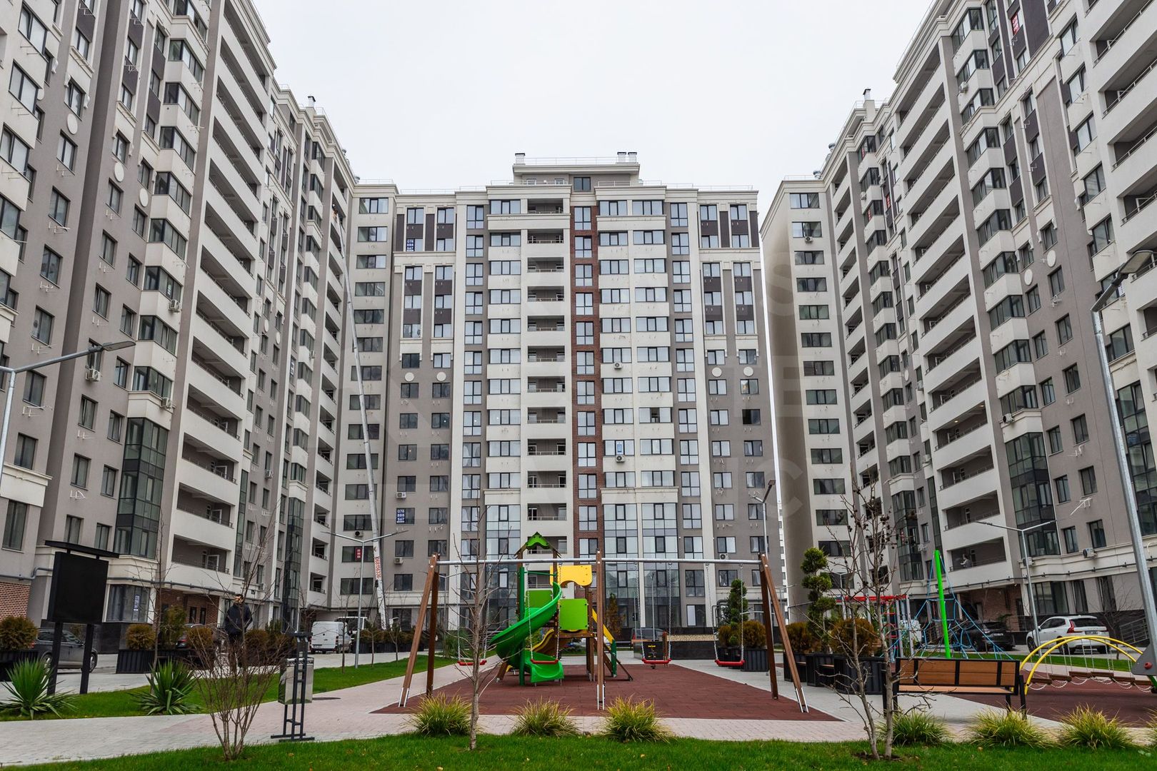 Vânzare, apartament, 3 camere + living, str. Vasile Lupu, Buiucani - Poză 17