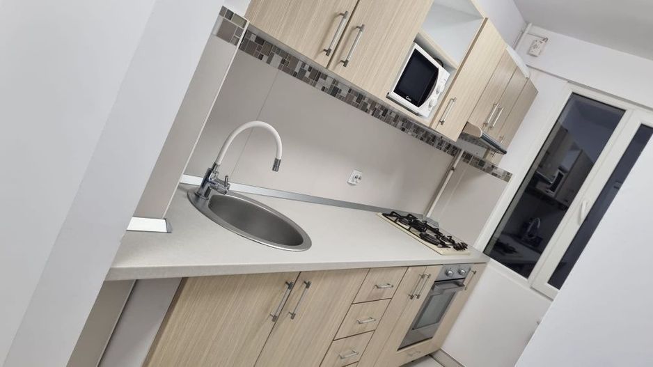 Inchiriere apartament 2 camere Sector 3 Bd. 1 Decembrie 1918 - Poză 1