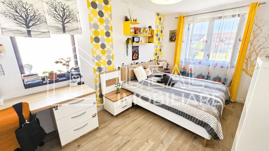 Duplex premium cu 3 dormitoare | Curte amenajată | Zonă de case - Poză 3