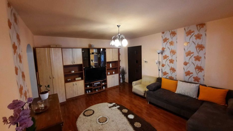 Apartament 2 camere zona Micro 16 - Poză 2