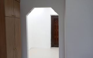 Garsoniera - parter/ proaspat renovata/ 20 mp/ zona Zimbru - langa Petrom - Poză 3