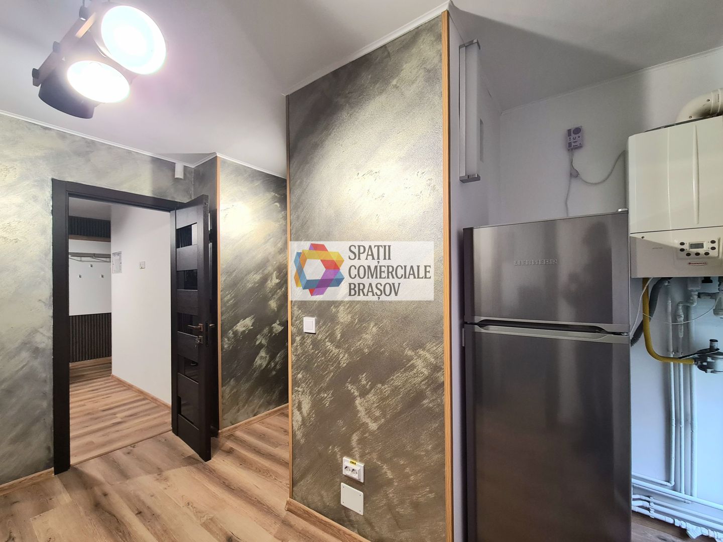 Spatiu birouri de închiriat Brasov - 90 mp  # spatii-comerciale-brasov.ro - Poză 10
