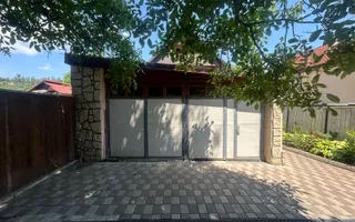 „Vilă cu piscină și teren 1.400 mp în zona Mal, Onești - Poză 50