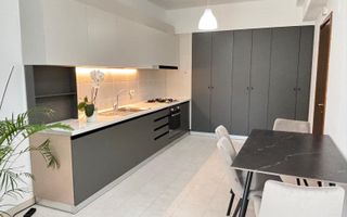 LUXURIOUS  4-ROOM APARTMENT FOR RENT NEAR KISELEFF PARK - Poză 3