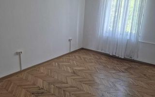 Vanzare ap. 2 camere Floreasca, etaj 2/3, balcon si boxa - Poză 2