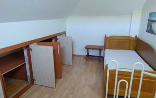 Apartament 3 camere, Gara - Market Arcu, centrală termică proprie - Poză 3