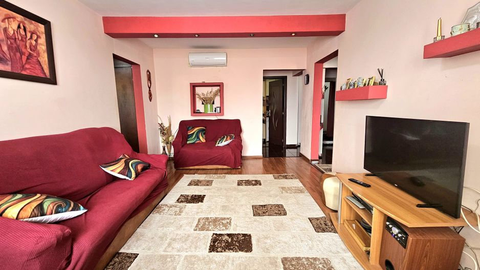 Apartament cu 3 camere de vanzare Casa de Cultura Constanta - Poză 2