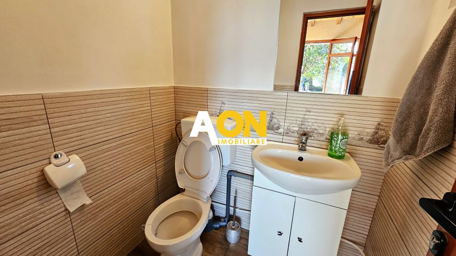 Casa renovata, 4 camere, 2 terase, mobilata, utilata, 568 mp teren - Poză 6