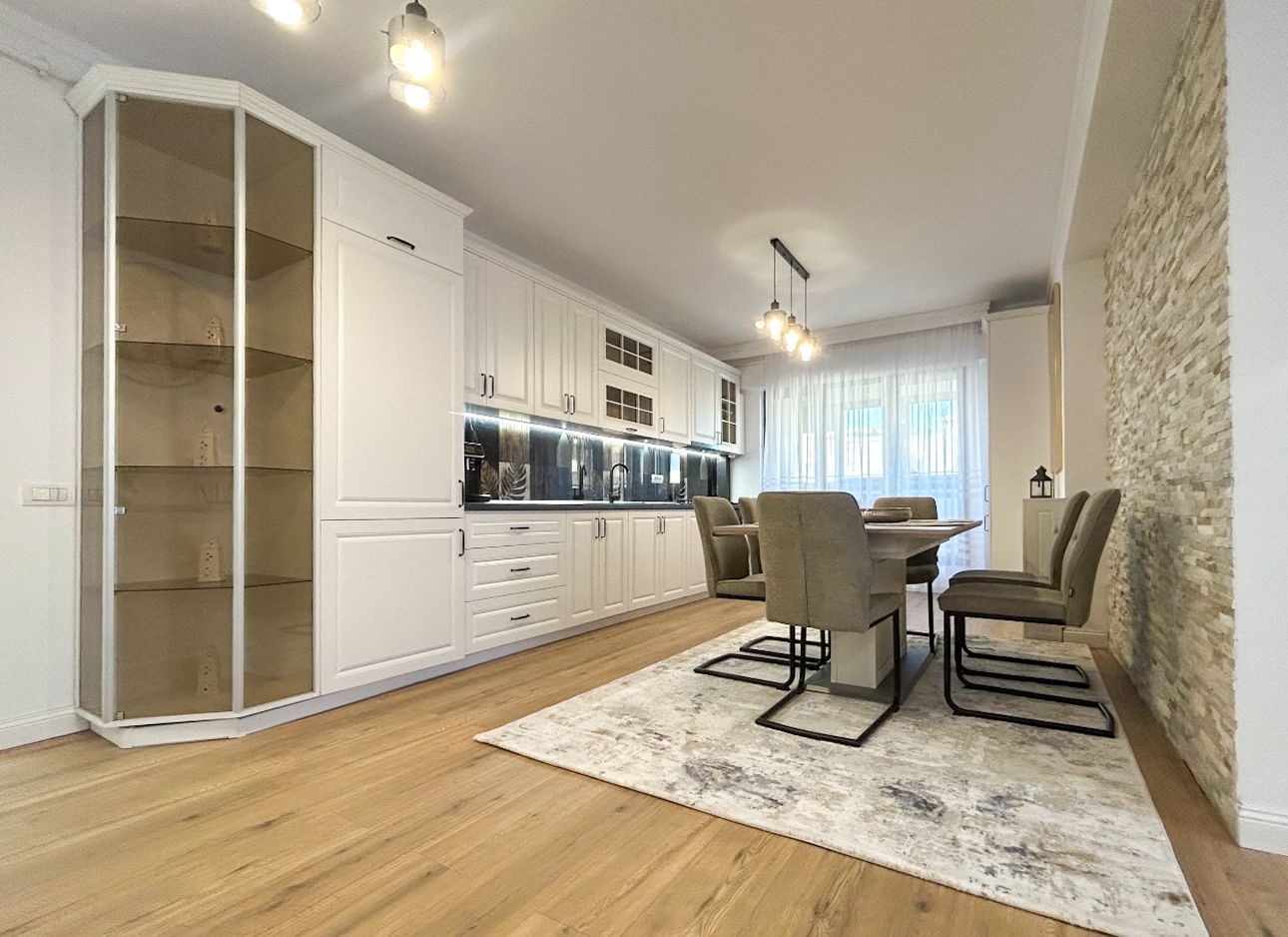 Chirie | Apartament 3 camere 130mp | Prima Închiriere | M Jiului - Poză 1