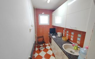 Titan Metrou 1 Decembrie - Poză 7