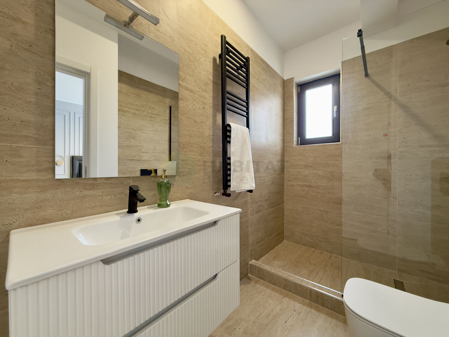 Profita de promotia lunii! Vila individula cu 4 camere in complex - Poză 28