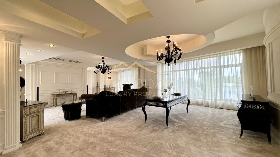 Impressive Villa *1500 SQM usable* 2613 SQM land / Open to the lake - Poză 46