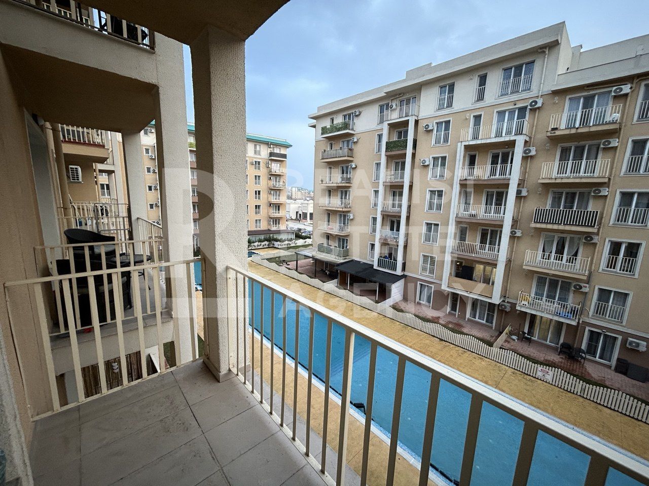 Apartament cu 2 camere, Cosmopolis, mobilat și utilat, loc de parcare - Poză 11