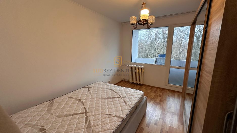 Apartament 3 camere, 62 mp Zona Racovita - Poză 2