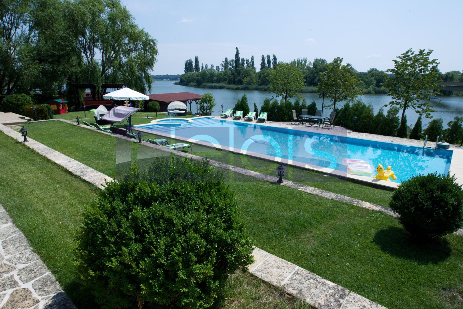 SNAGOV | VILA DE LUX CU 90M DESCHIDERE LA LAC | POZITIE EXCEPTIONALA - Poză 10