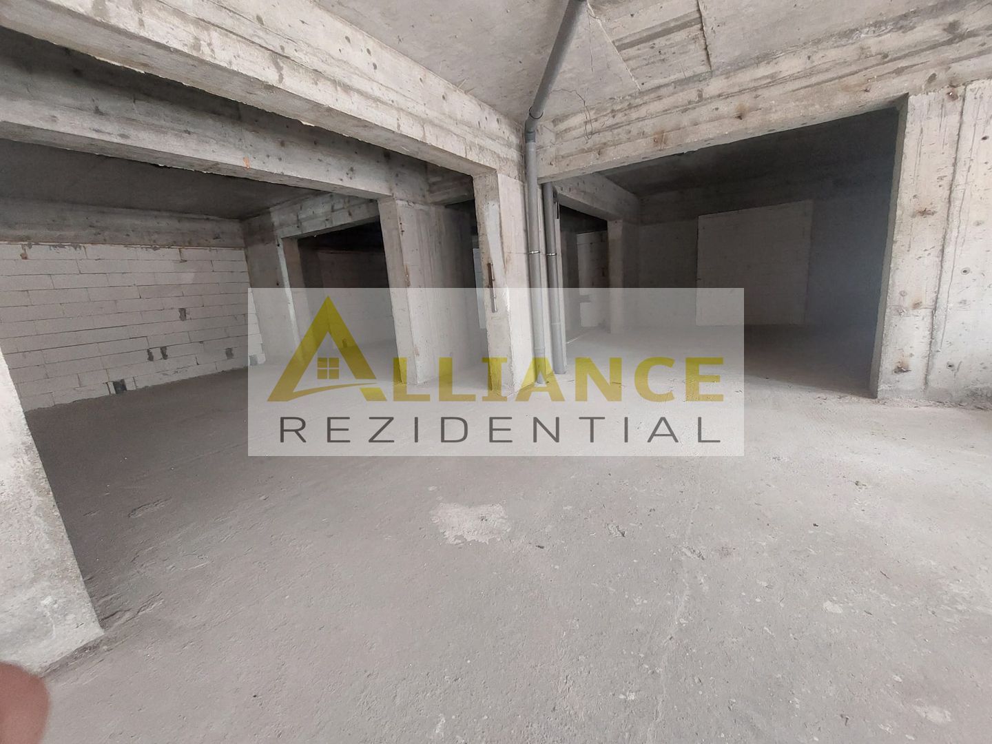SPATIU COMERCIAL 90 MP | PIATA SUDULUI | 200 M DE METROU - Poză 6