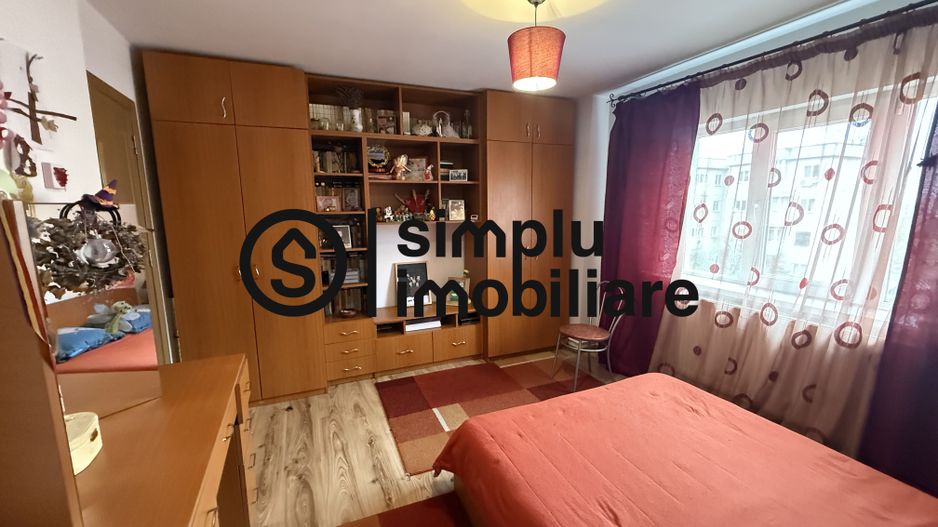4 camere 95 mp | 1 Mai – etaj 3/4 | 2 bai |  centrala | bloc 1988 - Poză 11