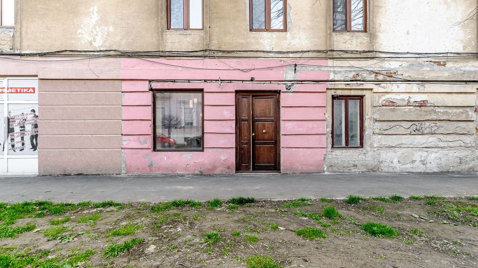 Vandut Spațiu comercial pe strada Episcopiei - Poză 1