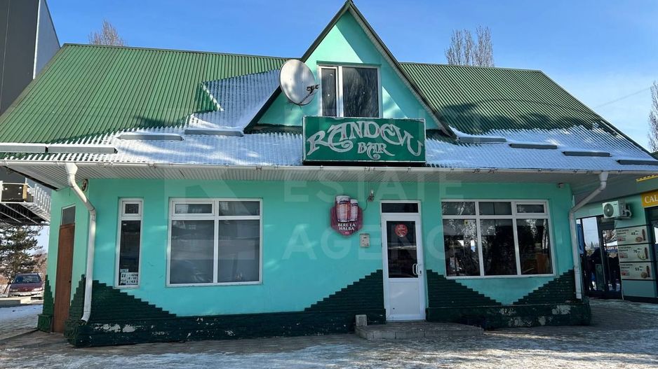 Chirie, spațiu comercial, 80 mp, str. Ștefan Cel Mare Și Sfânt, Bălți - Poză 1