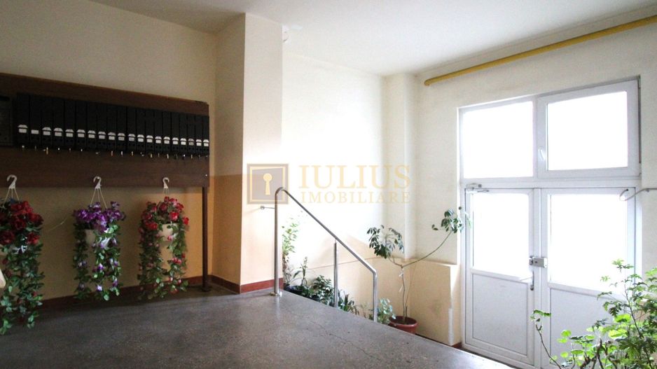 Soarelui, decomandat, centrala proprie, et 2/4. - Poză 25