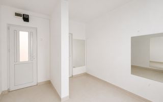 Spațiu comercial cu trei încăperi I Piața Doina I Sagului - Poză 9