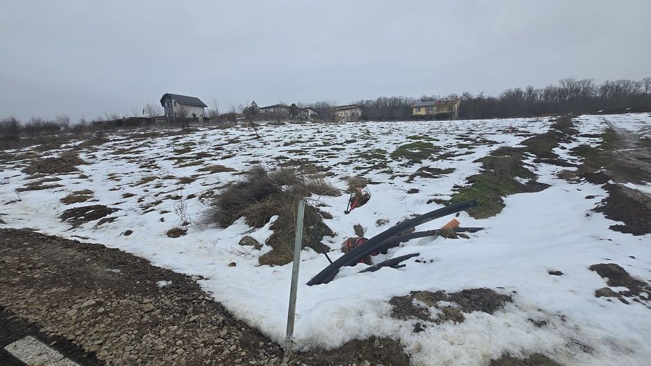 Branesti Vadul Anei LOTURI 800mp acces LAC asfalt padure utilitati - Poză 5