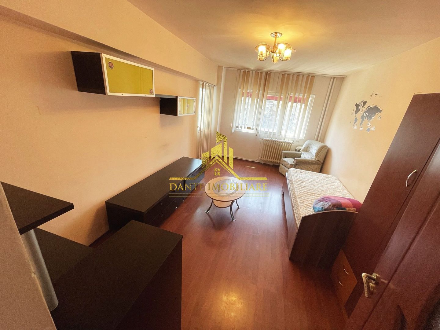 3 camere, decomandat, LA CHEIE, balcon, Semicentral, Piata Marasti - Poză 6