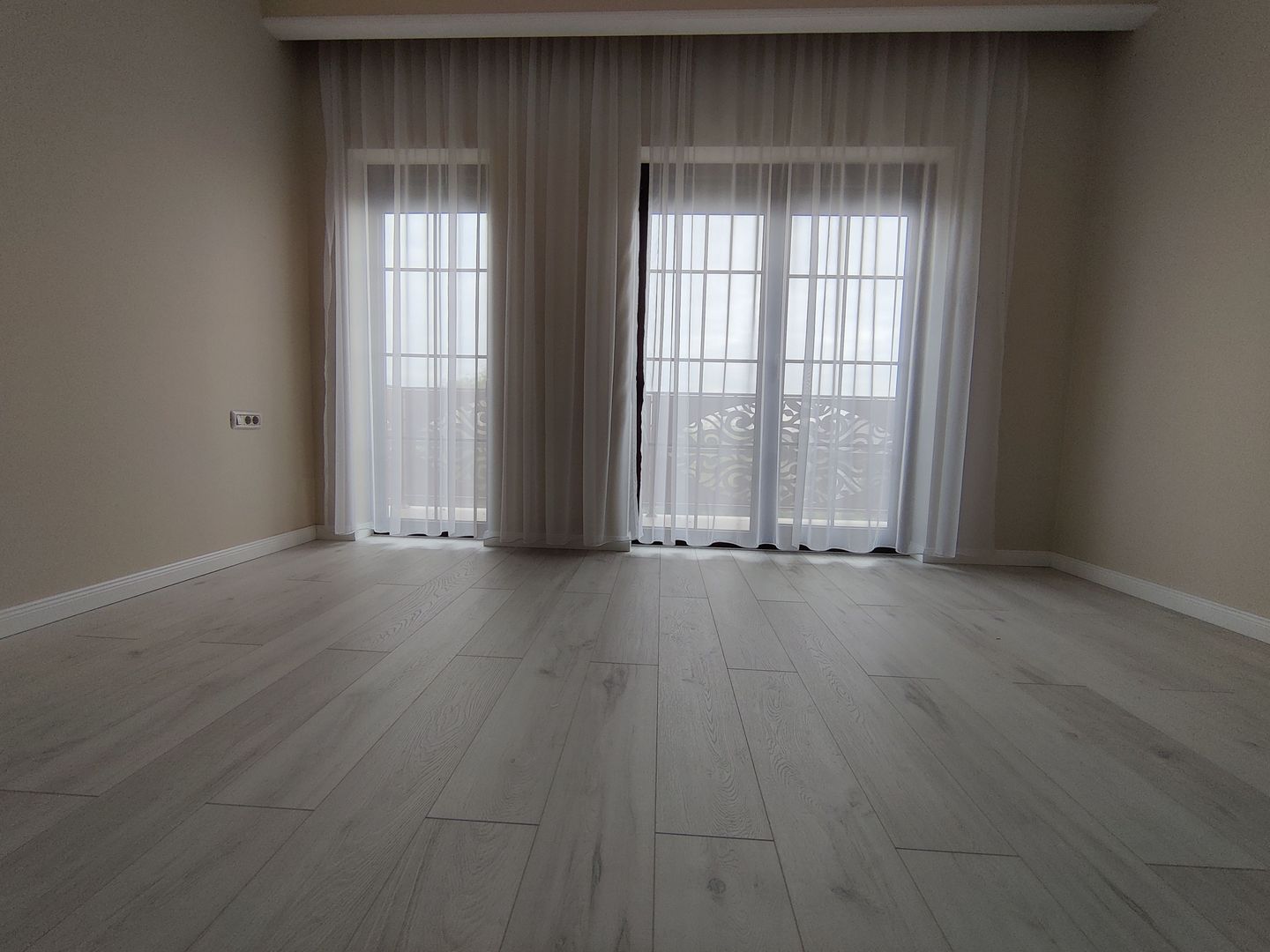 CASA  DEOSEBITA LA  SACALAZ IN SUPRAFATA DE 153 MP - Poză 13