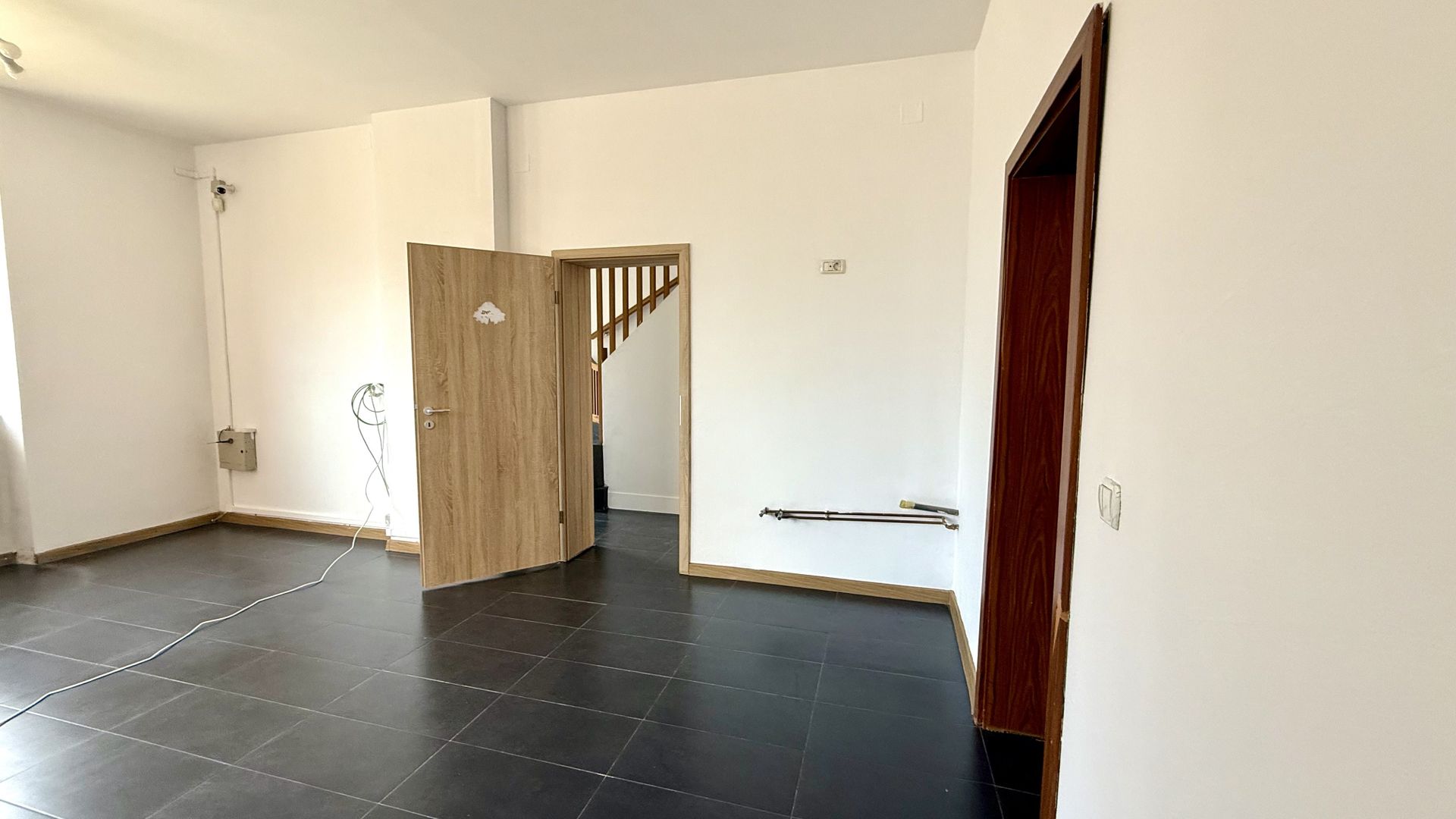 IMOBIL CU MULTIPLE DESTINATII - Poză 6