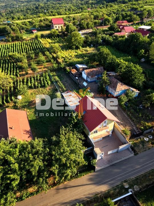 Casă individuală 4 camere 2 garaje 150 mp + anexa și gradina - Poză 1