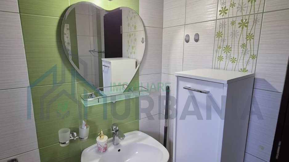 Se oferă spre închiriere apartament 3 camere, 70 mp, mobilat și utilat - Poză 13