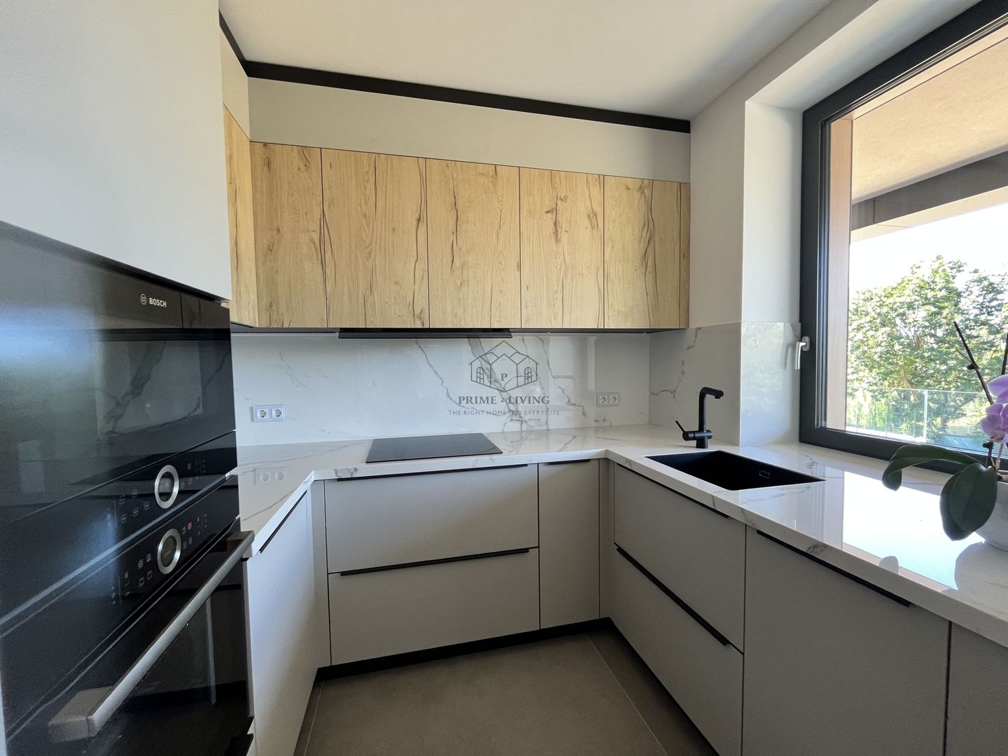 APARTAMENT DE LUX LA VANZARE/INCHIRIERE IN COMPLEX IN PIPERA - Poză 3