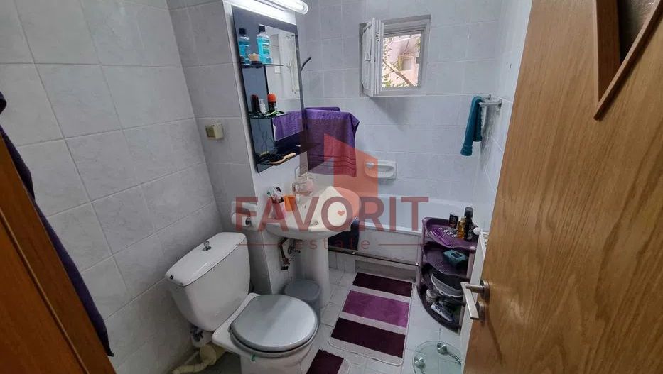Apartament 3 camere decomandat, zona Aradului - Poză 8