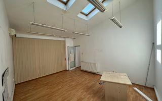 Spatiu de birou -zona strada Cluj/ 4 locuri de parcare - Poză 2