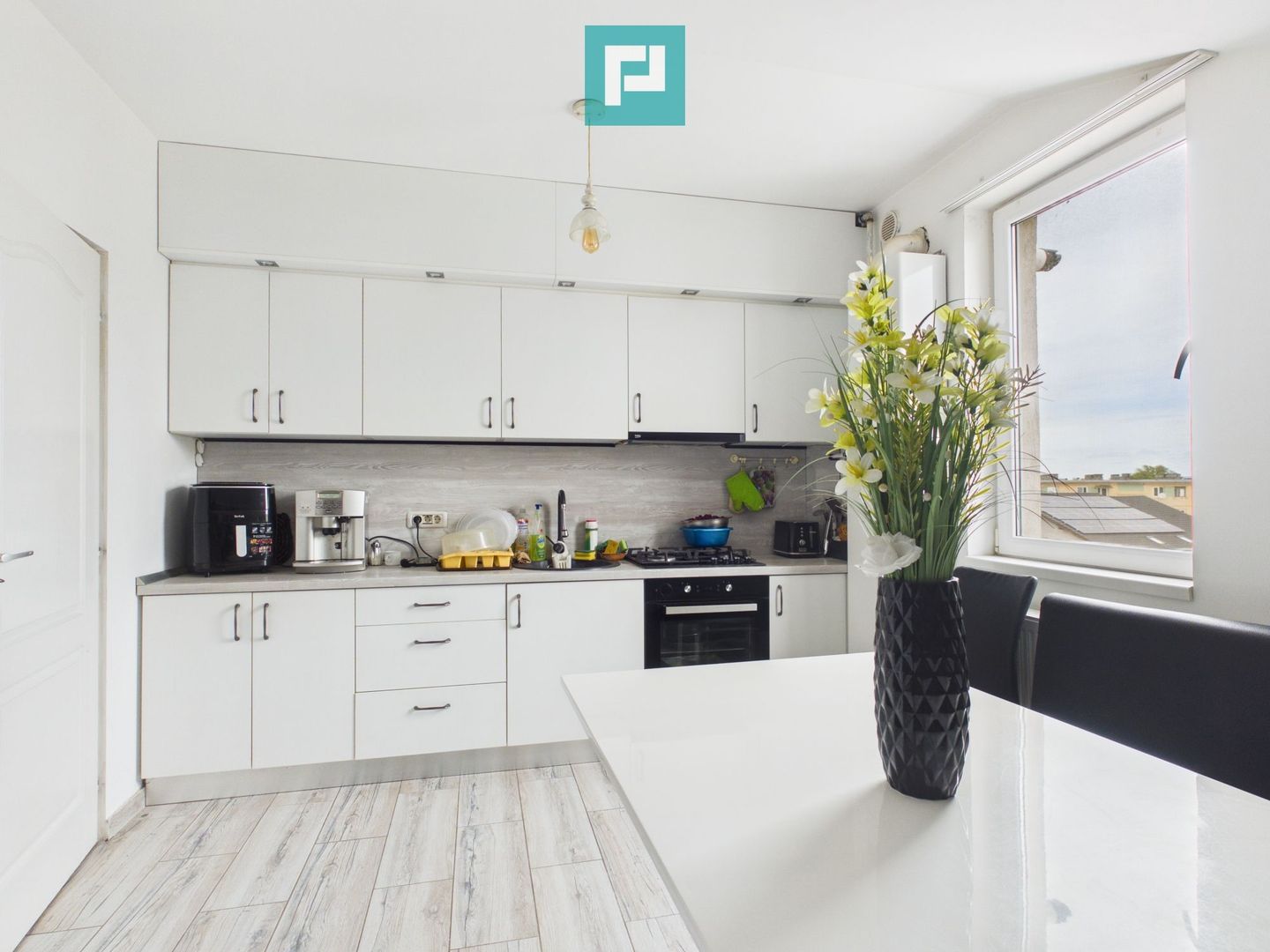 Apartament spațios tip penthouse - Poză 19