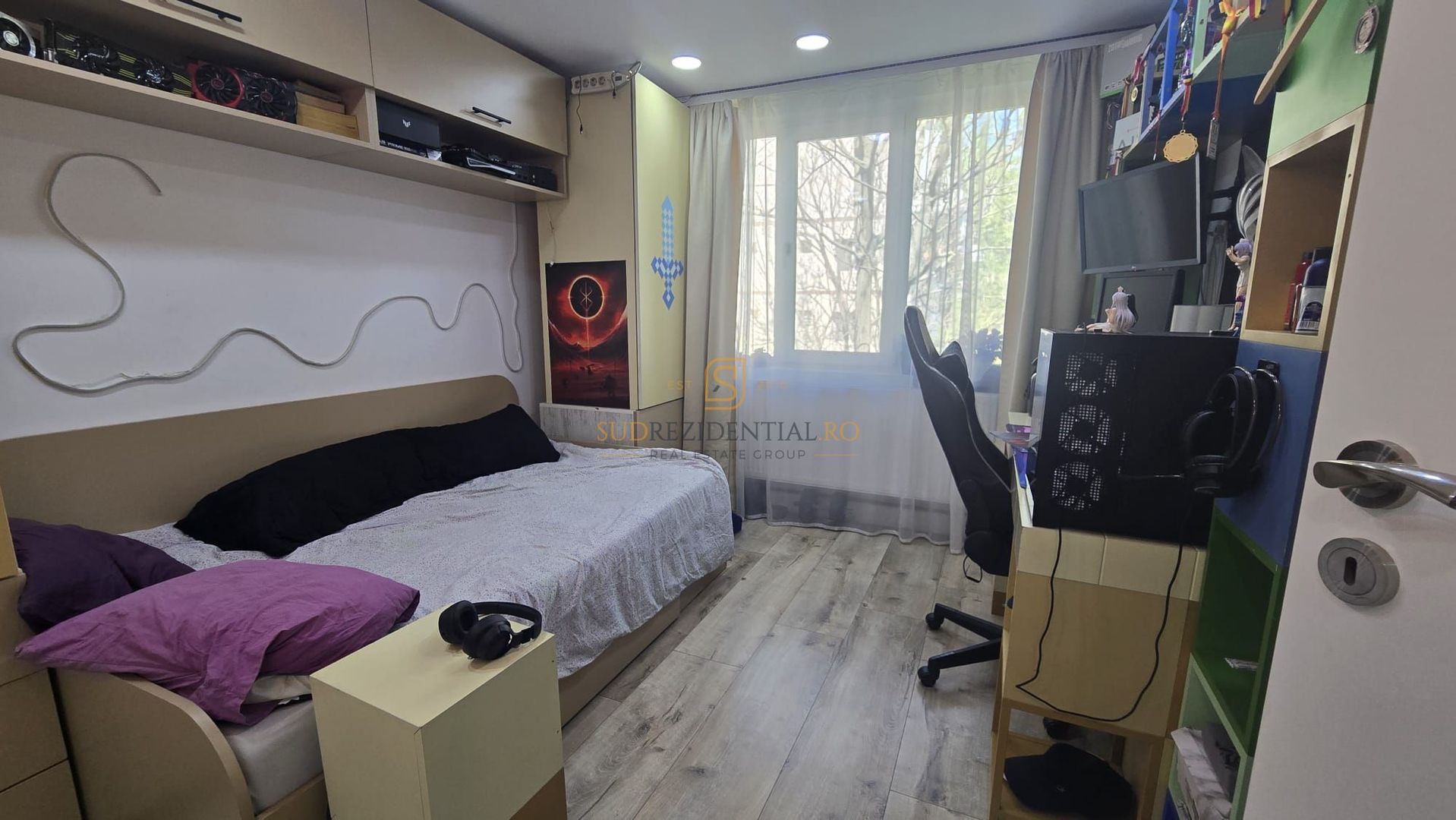 Apartament cu 4 camere de vanzare, Bd. C-tin Brancoveanu, Sector 4 - Poză 15