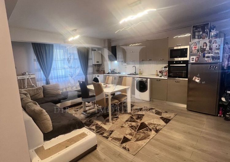 Vand apartamnet mobilat/utilat la cheie 52 mp +8 balcon - Poză 2