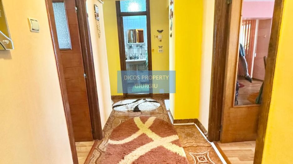 Apartament spațios, 3 camere – Bulevardul CFR, Giurgiu - Poză 5