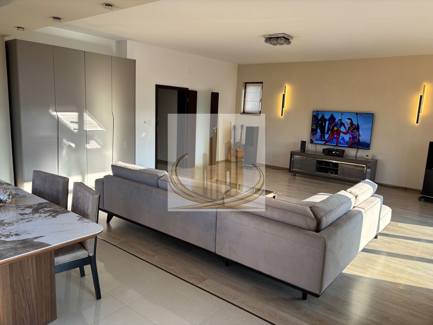 Apartament 90mp zona complex-medicina - Poză 1