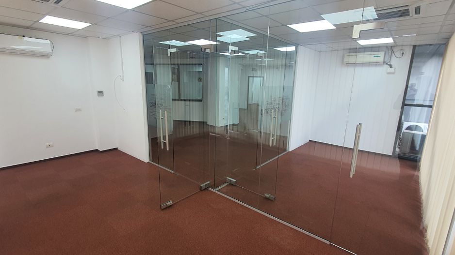 Spatii Birouri Podul Băneasa- Herăstrău - Poză 22