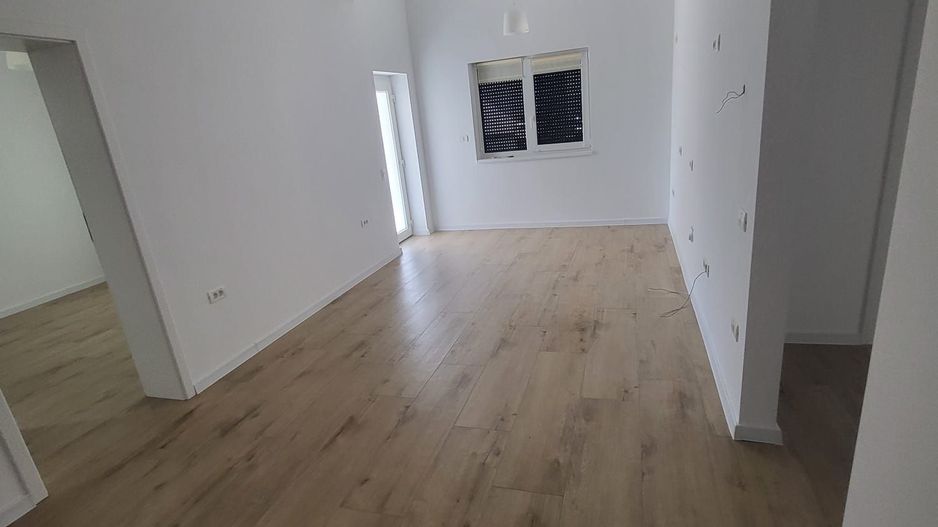 SAD cu 3 camere/acces exterior -Kaufland - Poză 22