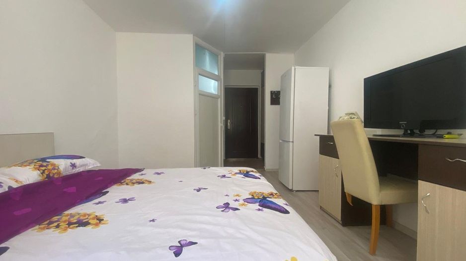 Oportunitate rară de investiție! Bloc cu 100 de garsoniere –Târgoviște - Poză 5