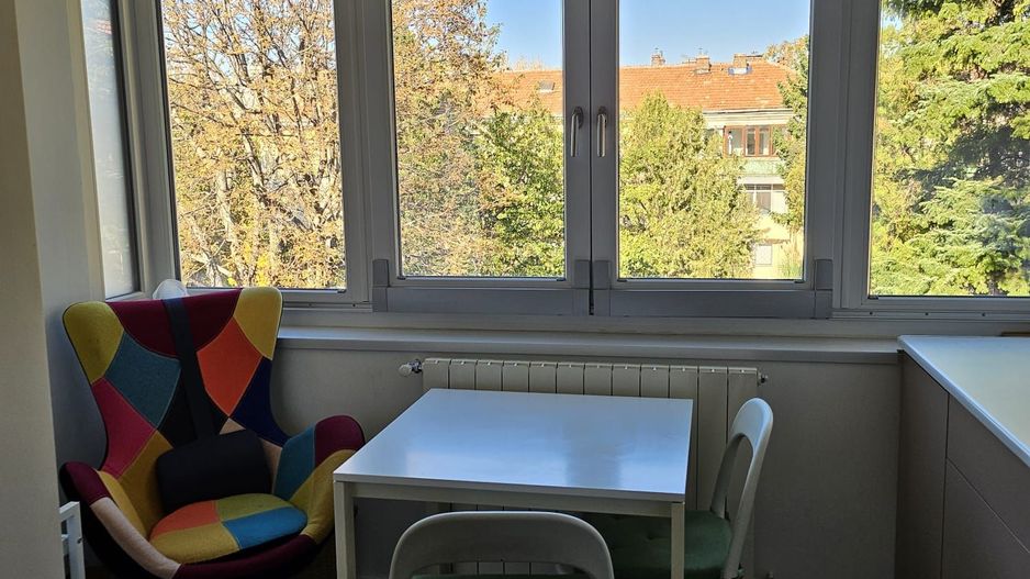 Apartament în Cotroceni, mobilat,utilat, poziție liniștită, vedere spre grădină - Poză 9