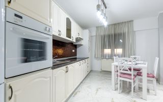 Apartament modern cu 3 camere în Piața Spitalului - Poză 3