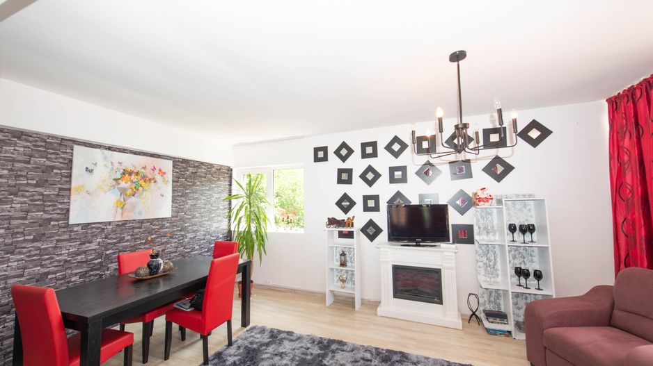 Casa Vila individuala spatioasa cu gradina de vanzare comuna Berceni - Poză 4
