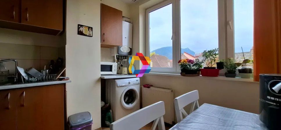 Apartament 3 camere de vânzare Brasov - zona Centrul Civic - 91 mp - plus-imo.ro - Poză 3
